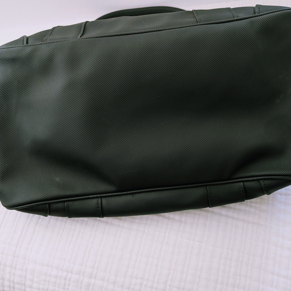 LACOSTE MID Size OverNight WEEKEND Bag Black - Picture 6 of 7